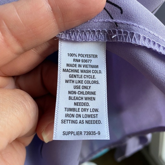 Women’s Worthington long sleeves blouse. - Picture 6 of 16